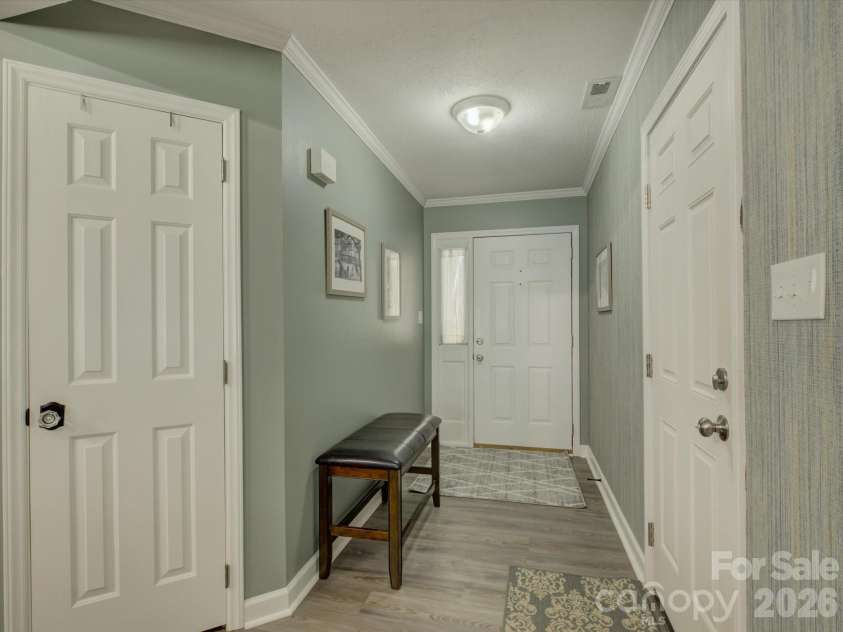 1278 Morrocroft Trail, Gastonia, NC 28054.  MLS# CAR4397819, YatesRealty ID 35142. Enterway