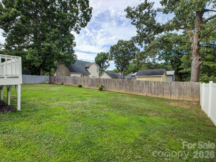 1278 Morrocroft Trail, Gastonia, NC 28054.  MLS# CAR4397819, YatesRealty ID 35142. Fenced backyard