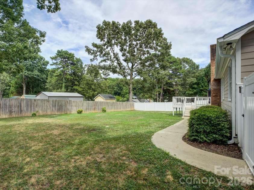 1278 Morrocroft Trail, Gastonia, NC 28054.  MLS# CAR4397819, YatesRealty ID 35142. Flat backyard
