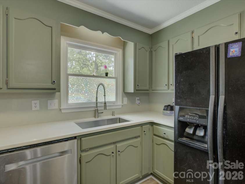 1278 Morrocroft Trail, Gastonia, NC 28054.  MLS# CAR4397819, YatesRealty ID 35142. Refrigerator Negotiable