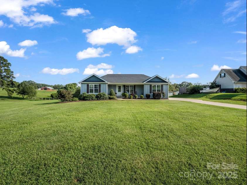 297 Vanity Lane, Ellenboro, NC 28040.  MLS# CAR4293447, YatesRealty ID 35143. 