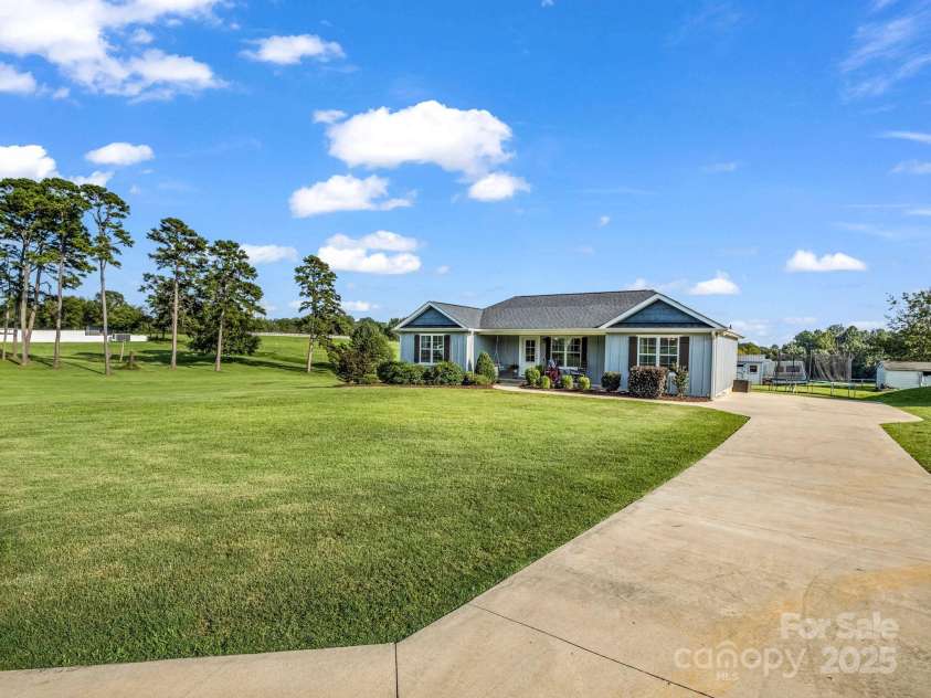 297 Vanity Lane, Ellenboro, NC 28040.  MLS# CAR4293447, YatesRealty ID 35143. 