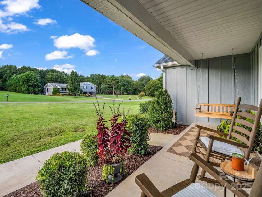 297 Vanity Lane, Ellenboro, NC 28040.  MLS# CAR4293447, YatesRealty ID 35143. 