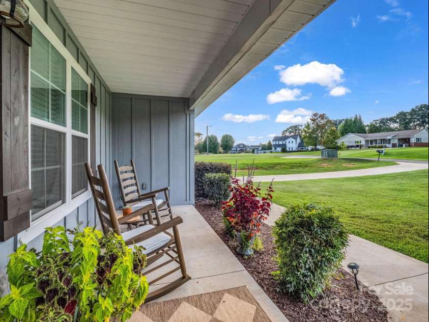 297 Vanity Lane, Ellenboro, NC 28040.  MLS# CAR4293447, YatesRealty ID 35143. 