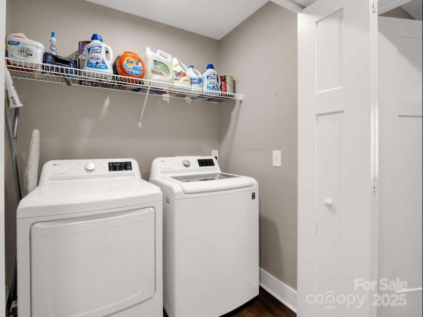 297 Vanity Lane, Ellenboro, NC 28040.  MLS# CAR4293447, YatesRealty ID 35143. 