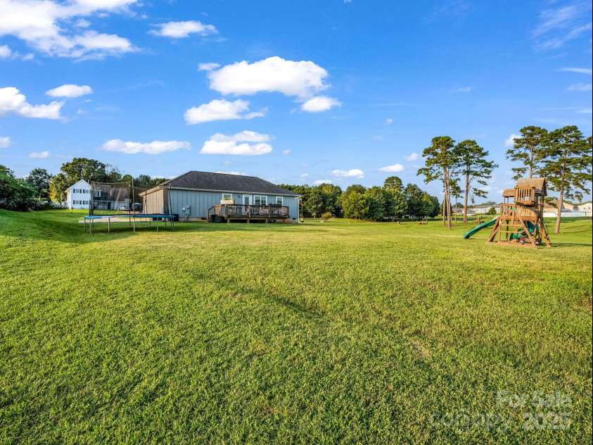 297 Vanity Lane, Ellenboro, NC 28040.  MLS# CAR4293447, YatesRealty ID 35143. 