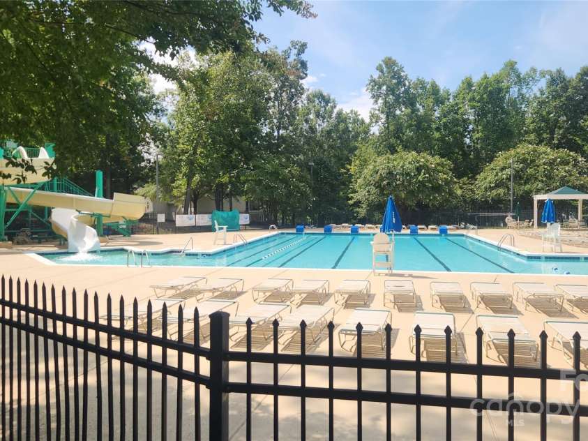 1805 Crabapple Tree Lane, Charlotte, NC 28214.  MLS# CAR4293333, YatesRealty ID 35144. 