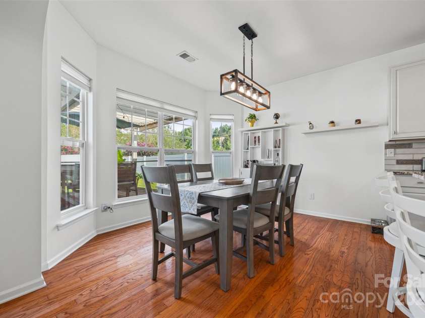1805 Crabapple Tree Lane, Charlotte, NC 28214.  MLS# CAR4293333, YatesRealty ID 35144. 