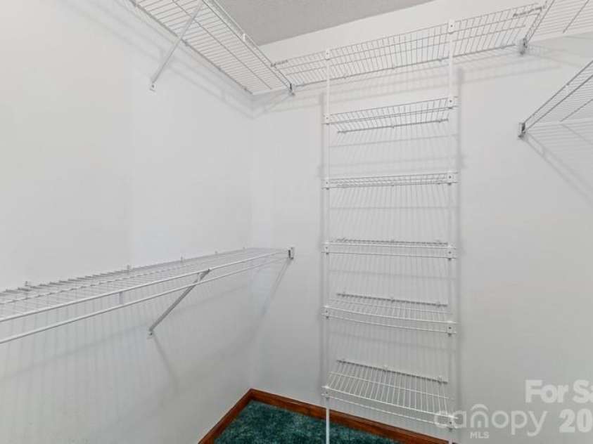 105 Spurgen Drive, Kings Mountain, NC 28086.  MLS# CAR4392001, YatesRealty ID 35146. 