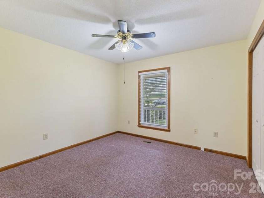 105 Spurgen Drive, Kings Mountain, NC 28086.  MLS# CAR4392001, YatesRealty ID 35146. 