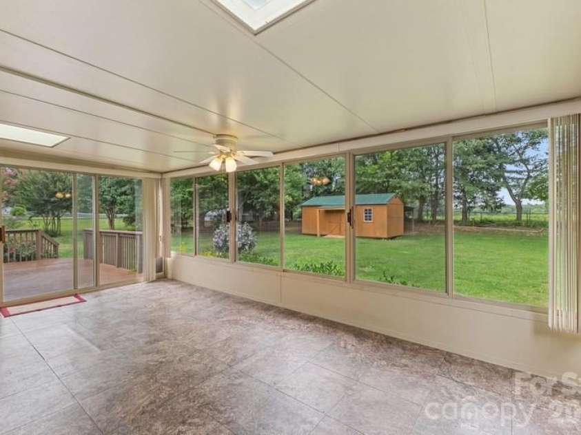 105 Spurgen Drive, Kings Mountain, NC 28086.  MLS# CAR4392001, YatesRealty ID 35146. 