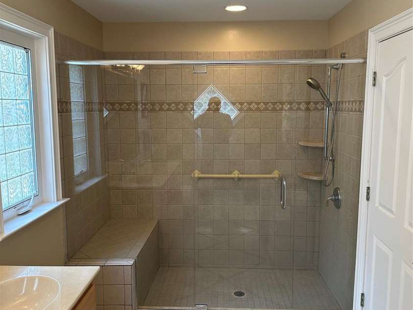 32 Stonebridge Drive, Asheville, NC 28805.  MLS# CAR4255755, YatesRealty ID 35146. 