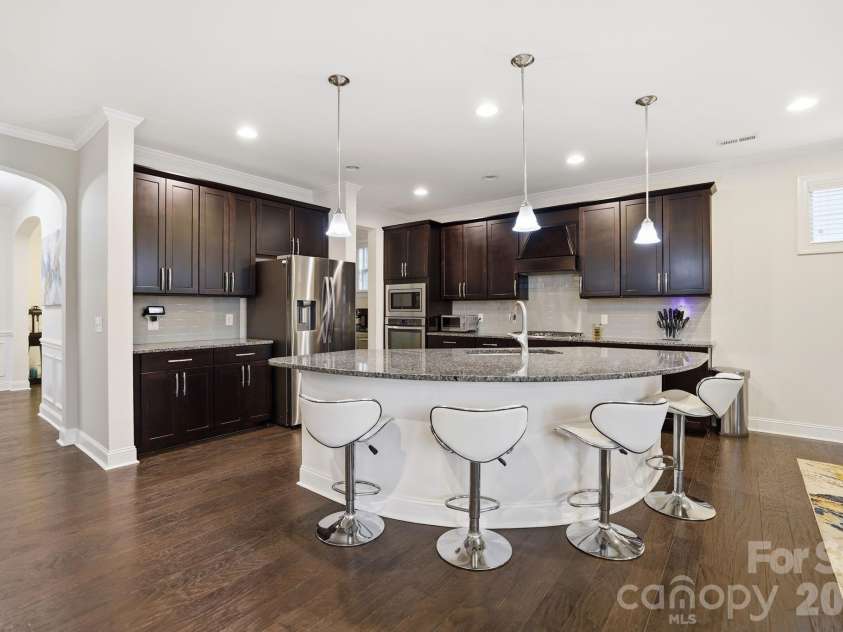 18500 Studman Branch Avenue, Charlotte, NC 28278.  MLS# CAR4396796, YatesRealty ID 35148. 