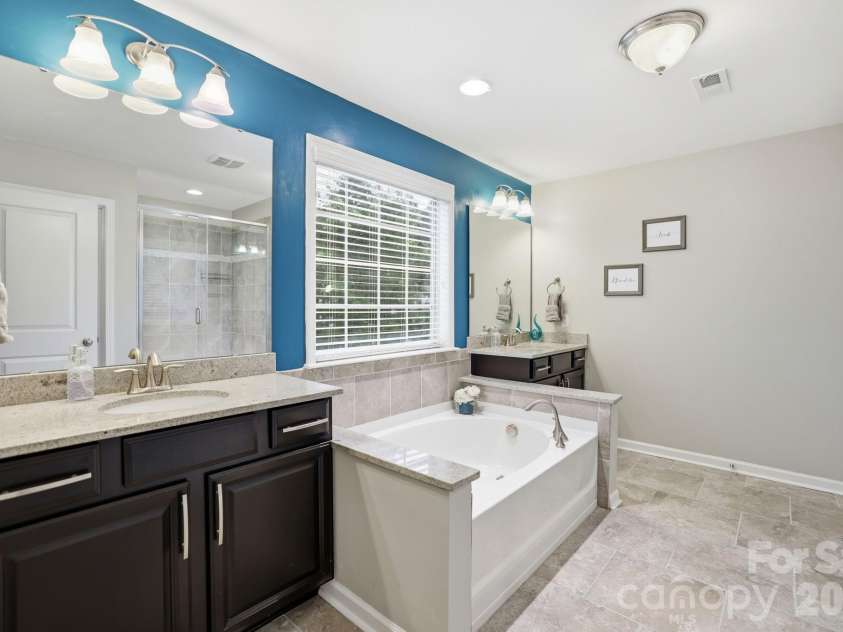 18500 Studman Branch Avenue, Charlotte, NC 28278.  MLS# CAR4396796, YatesRealty ID 35148. 