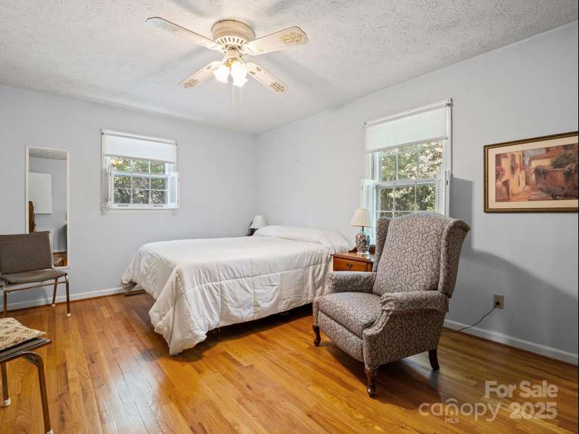 1 Whitehall Lane, Hendersonville, NC 28739.  MLS# CAR4274945, YatesRealty ID 35149. 
