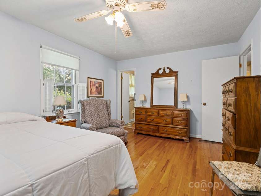 1 Whitehall Lane, Hendersonville, NC 28739.  MLS# CAR4274945, YatesRealty ID 35149. 