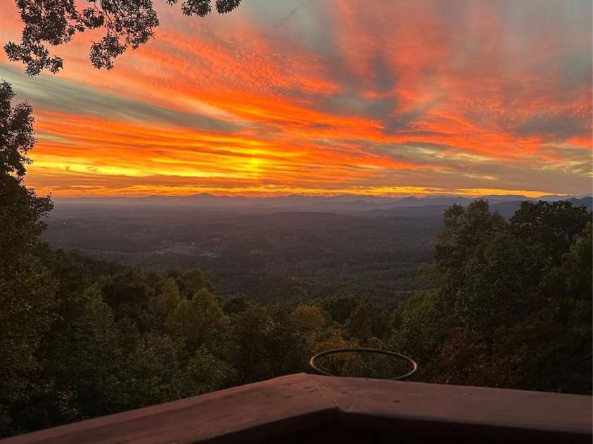 206 Amelia Lane, Bostic, NC 28018.  MLS# CAR4335073, YatesRealty ID 3515. 