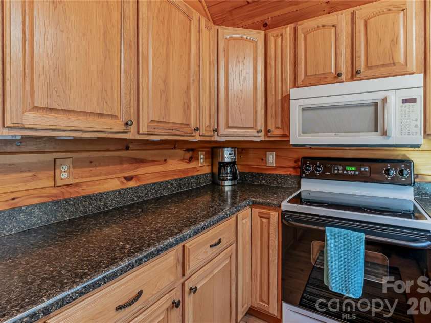 206 Amelia Lane, Bostic, NC 28018.  MLS# CAR4335073, YatesRealty ID 3515. 