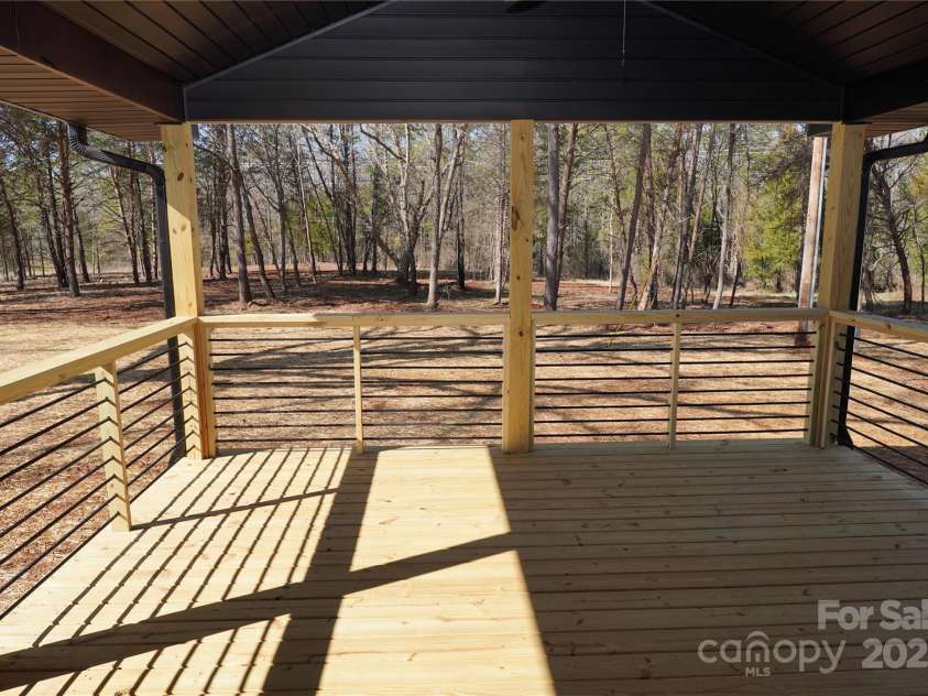 303 Patterson Farm Road, Mooresville, NC 28115.  MLS# CAR4219086, YatesRealty ID 3515. 