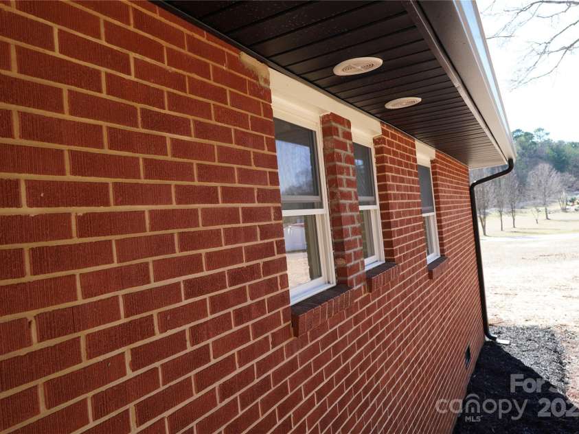 303 Patterson Farm Road, Mooresville, NC 28115.  MLS# CAR4219086, YatesRealty ID 3515. 