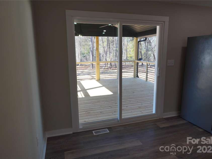 303 Patterson Farm Road, Mooresville, NC 28115.  MLS# CAR4219086, YatesRealty ID 3515. 