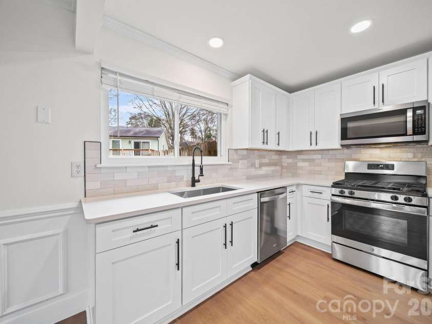 9357 Aylesbury Lane, Mint Hill, NC 28227.  MLS# CAR4353783, YatesRealty ID 3515. 