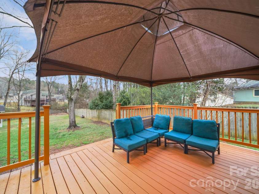 9357 Aylesbury Lane, Mint Hill, NC 28227.  MLS# CAR4353783, YatesRealty ID 3515. 