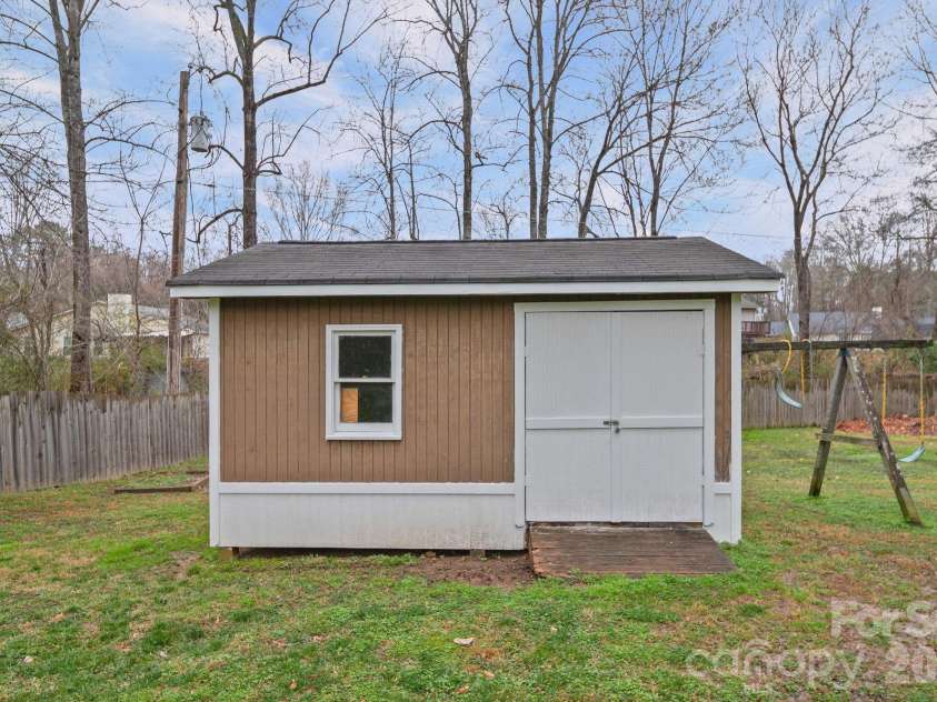 9357 Aylesbury Lane, Mint Hill, NC 28227.  MLS# CAR4353783, YatesRealty ID 3515. 
