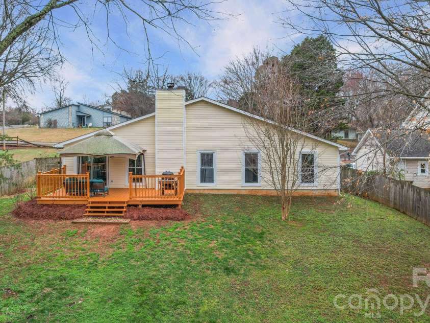 9357 Aylesbury Lane, Mint Hill, NC 28227.  MLS# CAR4353783, YatesRealty ID 3515. 