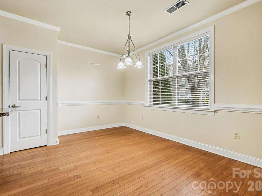 103 Steinbeck Way, Mooresville, NC 28117.  MLS# CAR4330703, YatesRealty ID 35150. Dining Area