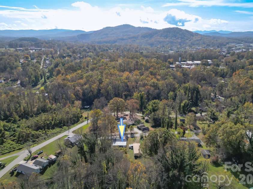 325 Dogwood Lane, Marion, NC 28752.  MLS# CAR4392988, YatesRealty ID 35150. 