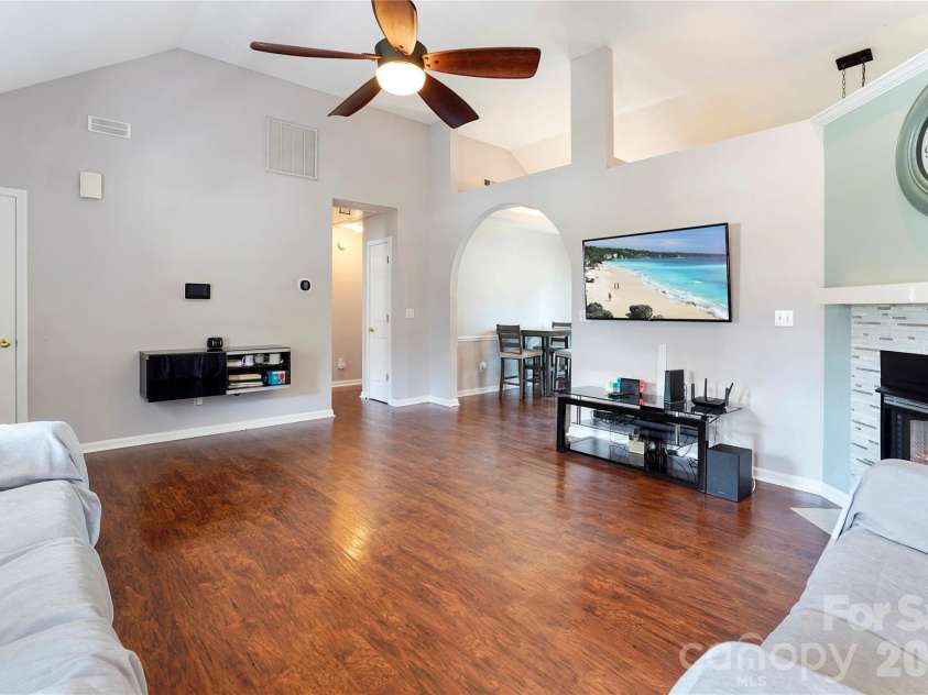 1668 Quail Rush Drive, Rock Hill, SC 29730.  MLS# CAR4393816, YatesRealty ID 35151. 