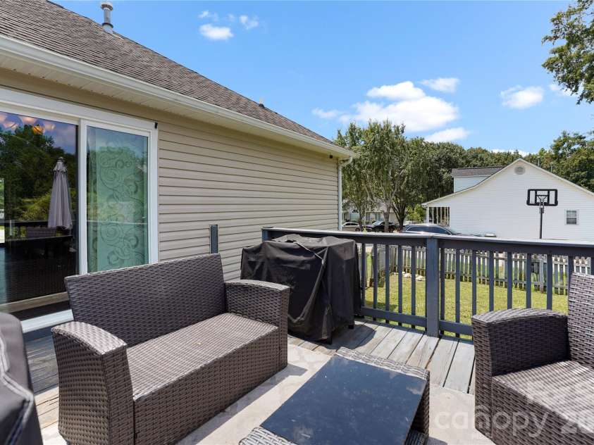 1668 Quail Rush Drive, Rock Hill, SC 29730.  MLS# CAR4393816, YatesRealty ID 35151. 