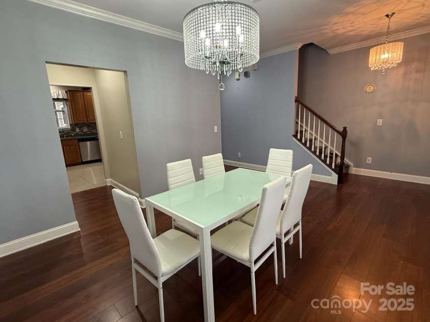 11001 Dulin Creek Boulevard, Charlotte, NC 28215.  MLS# CAR4287097, YatesRealty ID 35152. Dining Room