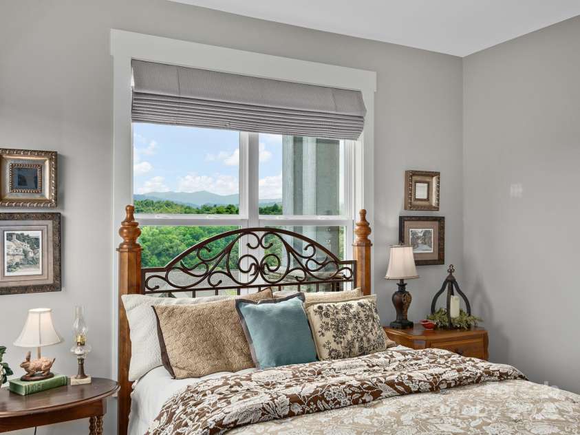 11 Gracie Lane, Weaverville, NC 28787.  MLS# CAR4290760, YatesRealty ID 35154. 