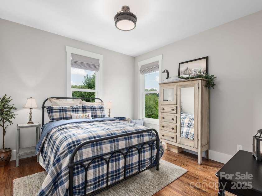 11 Gracie Lane, Weaverville, NC 28787.  MLS# CAR4290760, YatesRealty ID 35154. 