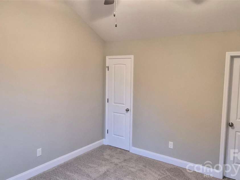 119 Hamilton Street, Chester, SC 29706.  MLS# CAR4398612, YatesRealty ID 35155. 