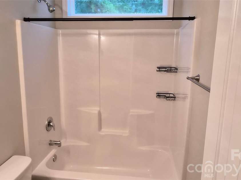119 Hamilton Street, Chester, SC 29706.  MLS# CAR4398612, YatesRealty ID 35155. 