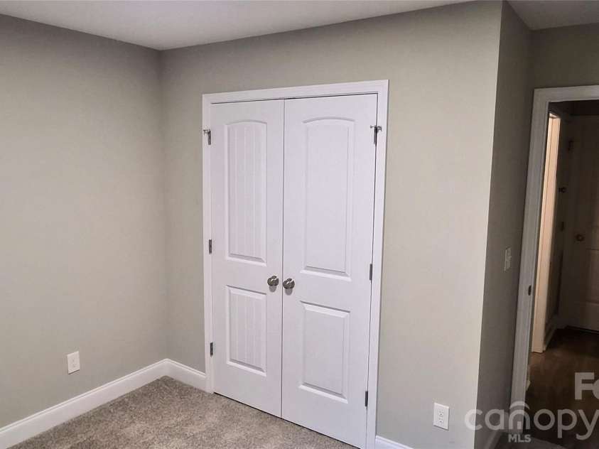 119 Hamilton Street, Chester, SC 29706.  MLS# CAR4398612, YatesRealty ID 35155. 