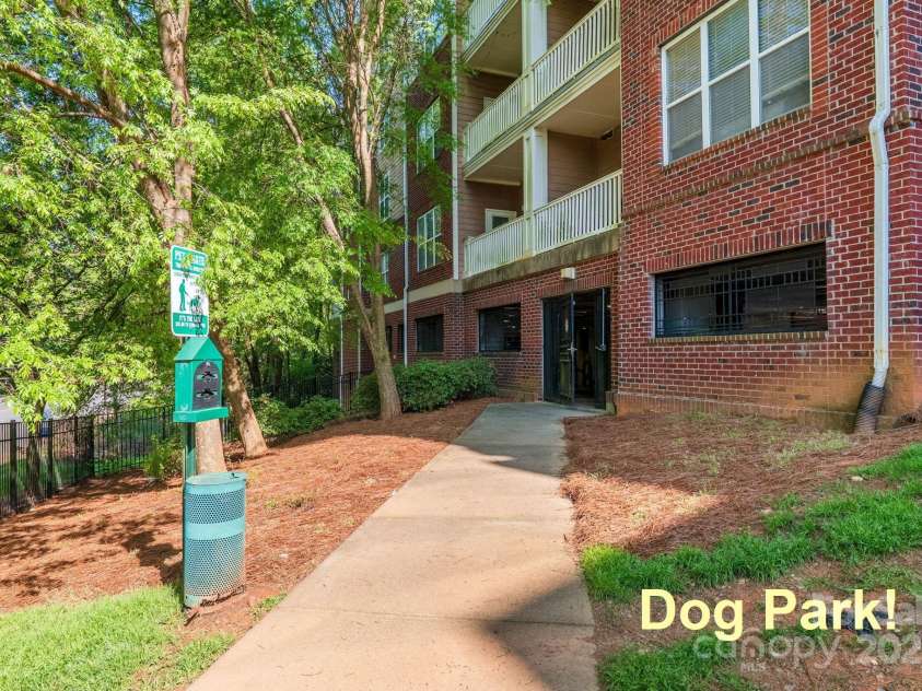 1000 Woodlawn Road, Charlotte, NC 28209.  MLS# CAR4252835, YatesRealty ID 3516. 