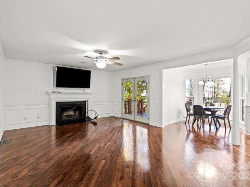 7101 Milhof Court, Charlotte, NC 28269.  MLS# CAR4318644, YatesRealty ID 3516. 