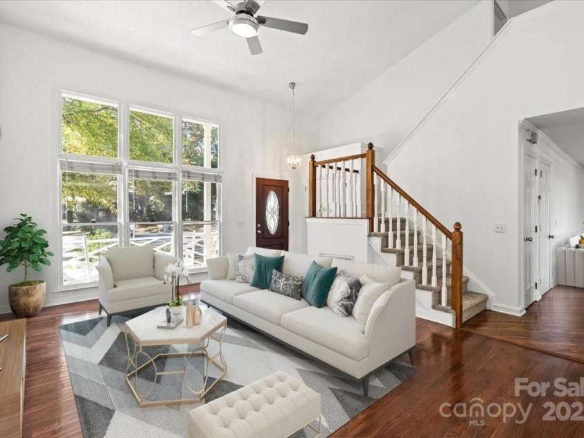 7101 Milhof Court, Charlotte, NC 28269.  MLS# CAR4318644, YatesRealty ID 3516. 