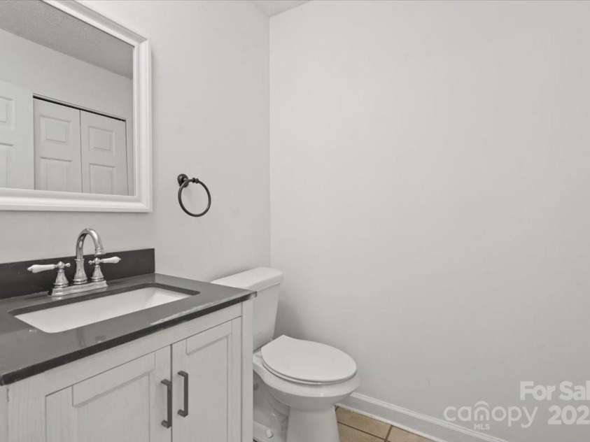 7101 Milhof Court, Charlotte, NC 28269.  MLS# CAR4318644, YatesRealty ID 3516. 