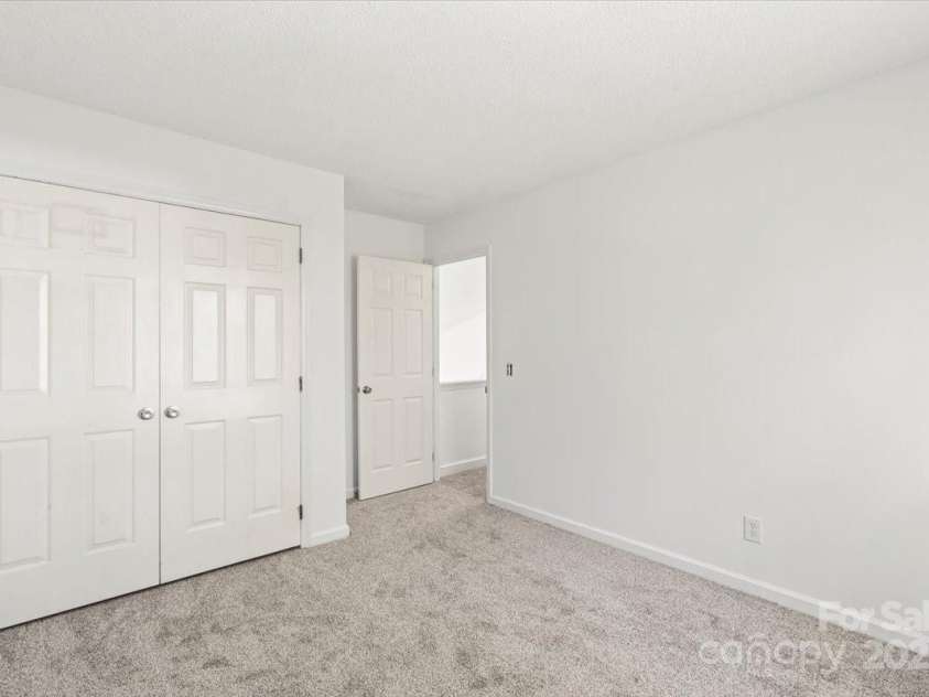 7101 Milhof Court, Charlotte, NC 28269.  MLS# CAR4318644, YatesRealty ID 3516. 