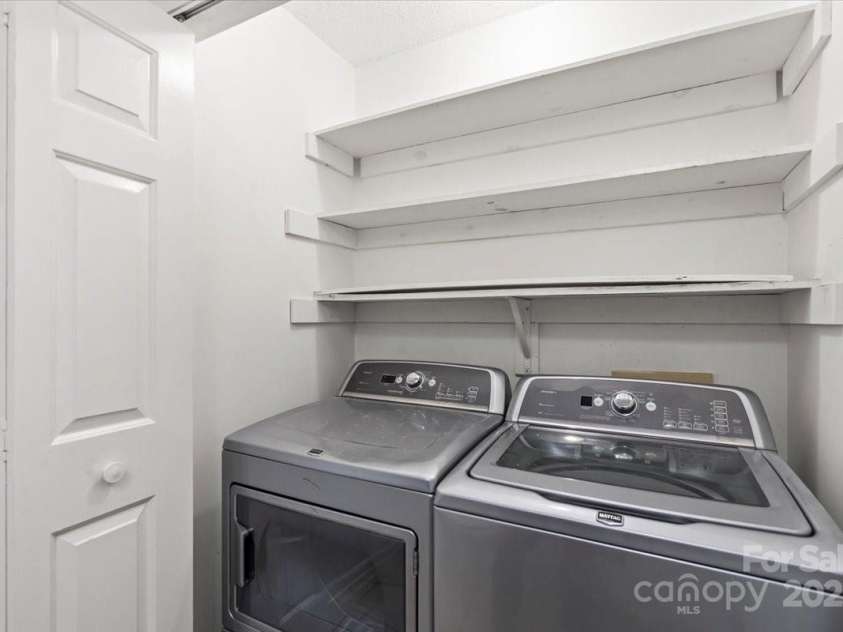 7101 Milhof Court, Charlotte, NC 28269.  MLS# CAR4318644, YatesRealty ID 3516. 