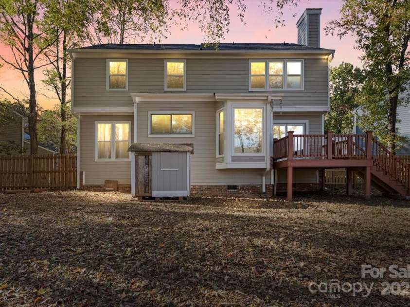 7101 Milhof Court, Charlotte, NC 28269.  MLS# CAR4318644, YatesRealty ID 3516. 