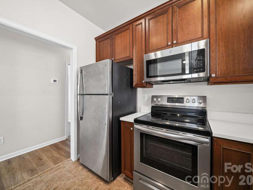4104 Vance Road, Huntersville, NC 28078.  MLS# CAR4399698, YatesRealty ID 35160. Kitchen