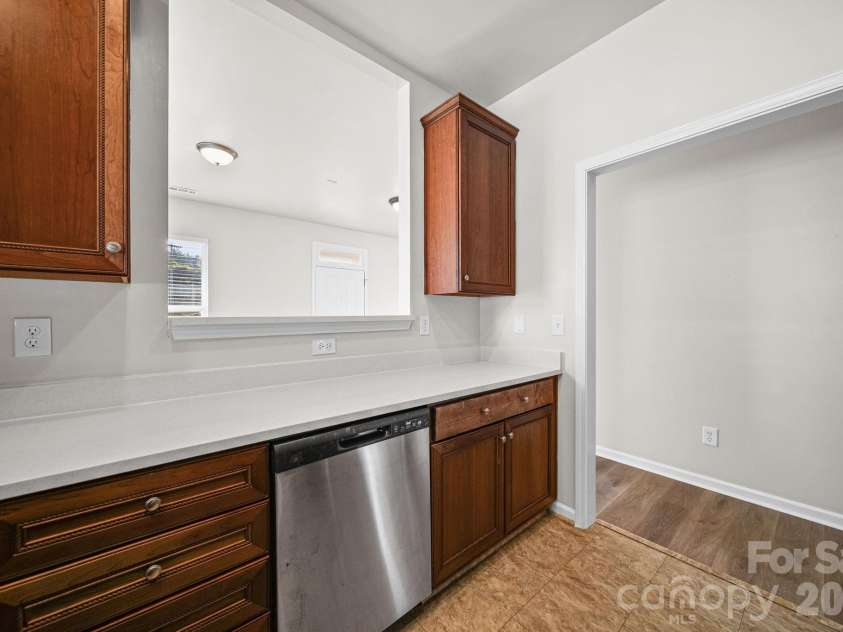 4104 Vance Road, Huntersville, NC 28078.  MLS# CAR4399698, YatesRealty ID 35160. Kitchen