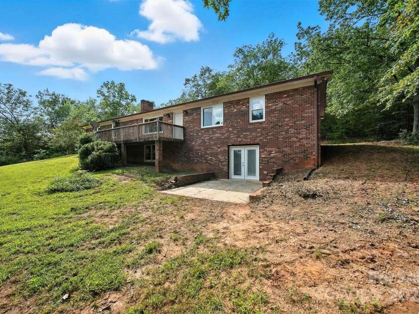 4967 Sugar Loaf Road, Morganton, NC 28655.  MLS# CAR4296738, YatesRealty ID 35160. 