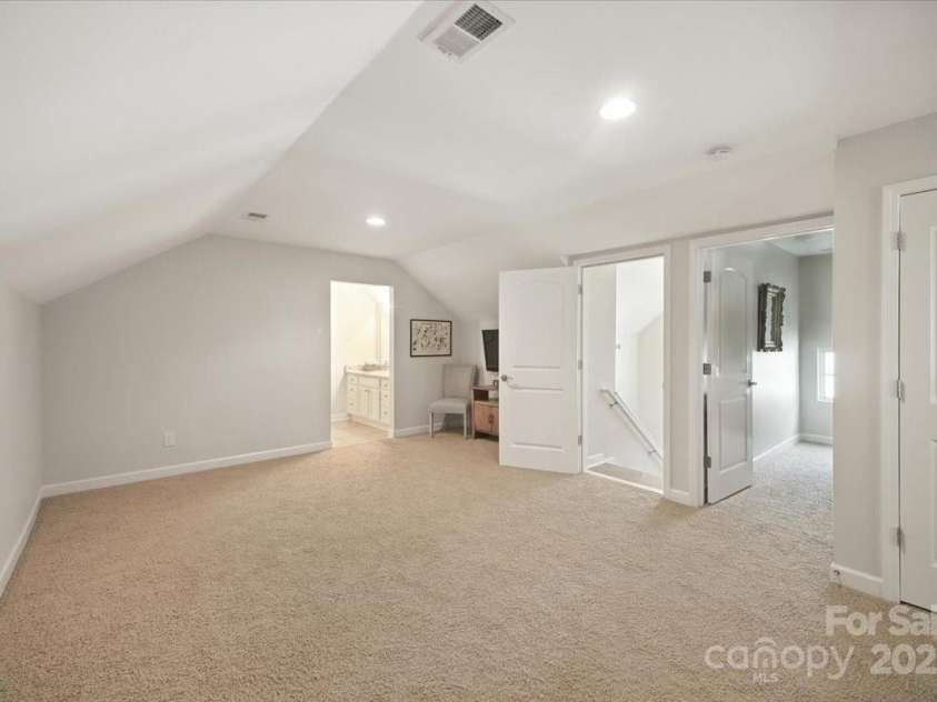 10608 Old Ardrey Kell Road, Charlotte, NC 28277.  MLS# CAR4292618, YatesRealty ID 35162. 